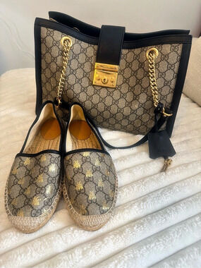 Gucci Padlock GG Supreme Small Shoulder Bag Tote